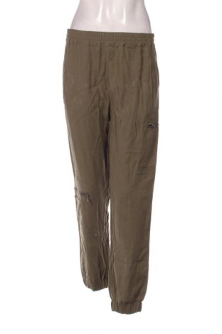 Дамски панталон Noisy May, Размер M, Цвят Зелен, Цена 24,84 лв.