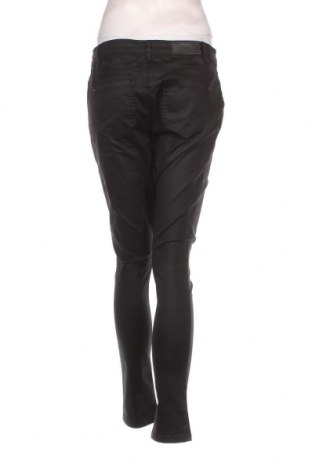Дамски панталон ONLY, Размер L, Цвят Черен, Цена 20,00 лв.
