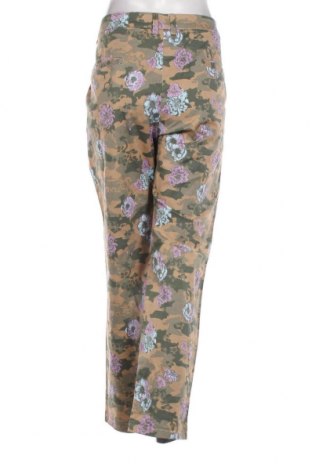 Damenhose Sheego, Größe 3XL, Farbe Mehrfarbig, Preis 17,15 €