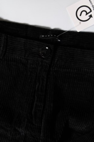 Dámské manšestráky  Sisley, Velikost XL, Barva Černá, Cena  781,00 Kč