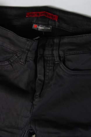 Дамски панталон Street One, Размер XS, Цвят Черен, Цена 7,83 лв.