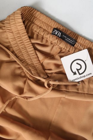 Дамски панталон Zara, Размер XS, Цвят Бежов, Цена 23,95 лв.