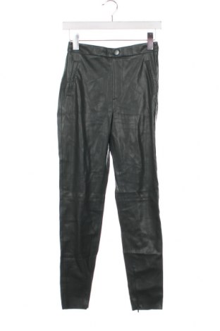 Дамски панталон Zara, Размер S, Цвят Зелен, Цена 9,20 лв.