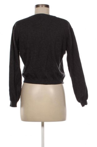 Γυναικείο πουλόβερ Pull&Bear, Μέγεθος M, Χρώμα Γκρί, Τιμή 2,67 €