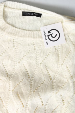 Damski sweter Trendyol, Rozmiar L, Kolor Biały, Cena 32,47 zł