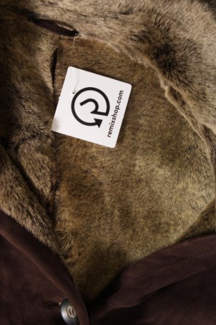 Дамско кожено яке, Размер M, Цвят Кафяв, Цена 59,92 лв.