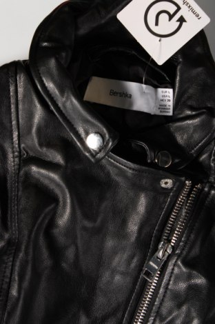 Dámská kožená bunda  Bershka, Velikost L, Barva Černá, Cena  781,00 Kč