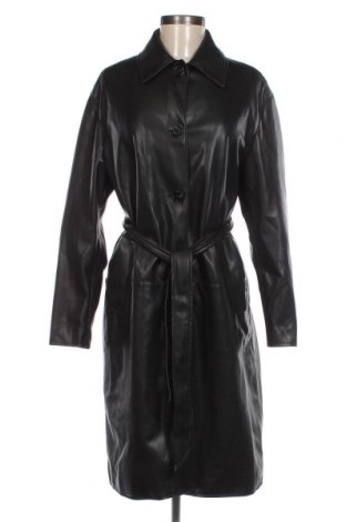Dámska kožená bunda  Bershka, Veľkosť S, Farba Čierna, Cena  27,78 €