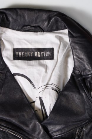 Γυναικείο δερμάτινο μπουφάν Freaky Nation, Μέγεθος XS, Χρώμα Μαύρο, Τιμή 211,62 €