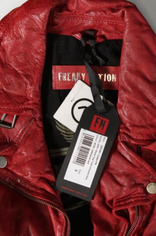 Dámska kožená bunda  Freaky Nation, Veľkosť S, Farba Červená, Cena  131,95 €