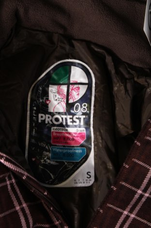 Γυναικείο μπουφάν Protest, Μέγεθος S, Χρώμα Πολύχρωμο, Τιμή 8,68 €