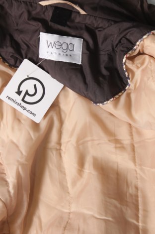 Γυναικείο μπουφάν Wega, Μέγεθος M, Χρώμα  Μπέζ, Τιμή 5,34 €