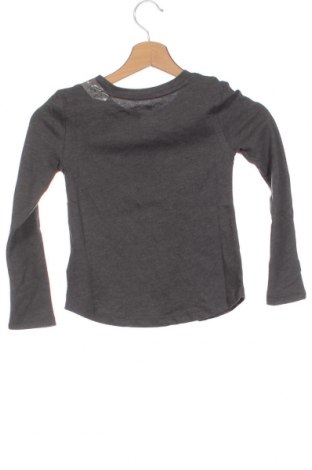 Детска блуза Gap Kids, Размер 5-6y/ 116-122 см, Цвят Сив, Цена 49,00 лв.