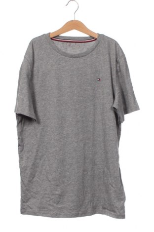 Παιδικό μπλουζάκι Tommy Hilfiger, Μέγεθος 15-18y/ 170-176 εκ., Χρώμα Γκρί, Τιμή 32,33 €