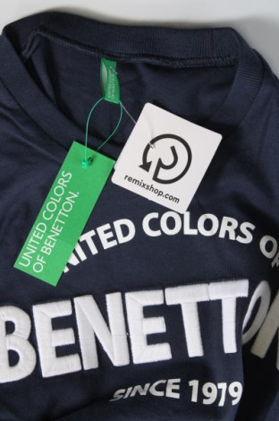 Детска тениска United Colors Of Benetton, Размер 12-13y/ 158-164 см, Цвят Син, Цена 32,00 лв.