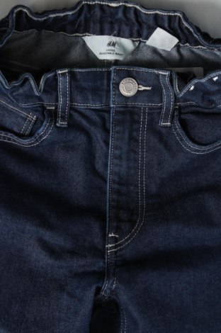 Dziecięce jeansy H&M, Rozmiar 6-7y/ 122-128 cm, Kolor Niebieski, Cena 24,28 zł