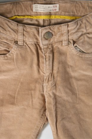 Pantaloni de catifea reiată, pentru copii Zara, Mărime 6-7y/ 122-128 cm, Culoare Maro, Preț 78,95 Lei