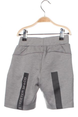 Kinder Shorts 3 Pommes, Größe 4-5y/ 110-116 cm, Farbe Grau, Preis € 20,10