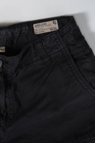 Pantaloni scurți pentru copii Garcia Jeans, Mărime 12-13y/ 158-164 cm, Culoare Negru, Preț 72,37 Lei