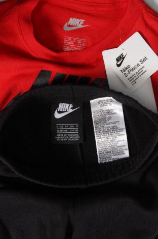 Παιδικό σύνολο Nike, Μέγεθος 2-3y/ 98-104 εκ., Χρώμα Πολύχρωμο, Τιμή 45,88 €