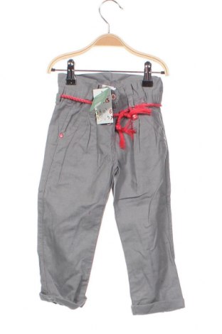 Детски панталон La Compagnie des Petits, Размер 3-4y/ 104-110 см, Цвят Сив, Цена 31,60 лв.