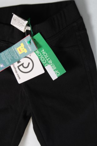 Детски панталон United Colors Of Benetton, Размер 2-3y/ 98-104 см, Цвят Черен, Цена 79,00 лв.