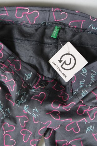 Pantaloni pentru copii United Colors Of Benetton, Mărime 14-15y/ 168-170 cm, Culoare Gri, Preț 95,39 Lei
