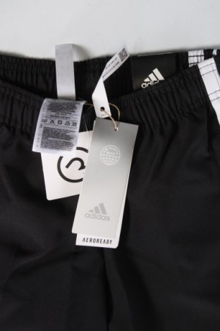 Детско спортно долнище Adidas, Размер 7-8y/ 128-134 см, Цвят Черен, Цена 49,50 лв.
