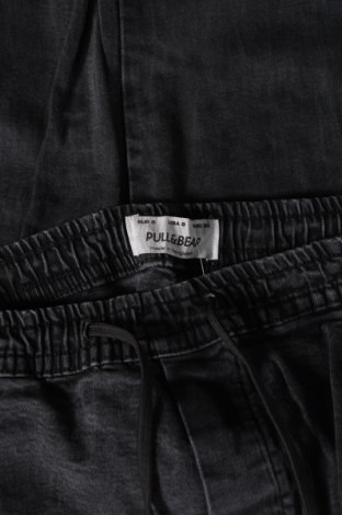 Męskie jeansy Pull&Bear, Rozmiar S, Kolor Czarny, Cena 92,76 zł