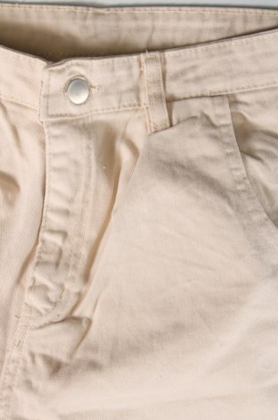 Pantaloni scurți de bărbați, Mărime XS, Culoare Ecru, Preț 131,58 Lei