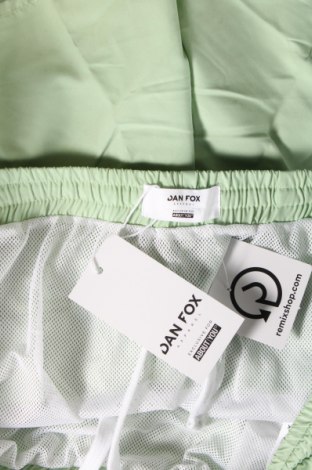 Мъжки къс панталон About You, Размер XL, Цвят Зелен, Цена 21,60 лв.