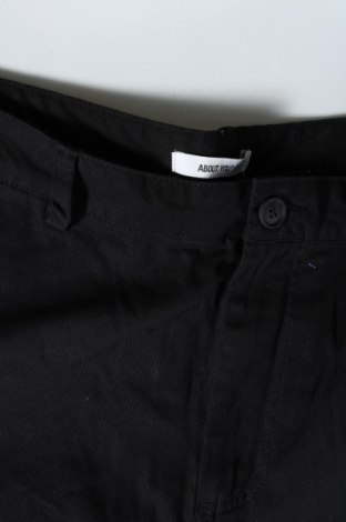 Мъжки къс панталон About You, Размер XL, Цвят Черен, Цена 24,30 лв.