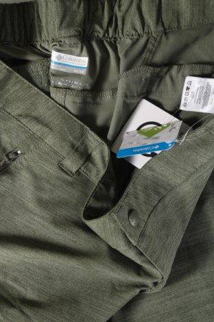 Ανδρικό κοντό παντελόνι Columbia, Μέγεθος L, Χρώμα Πράσινο, Τιμή 38,12 €