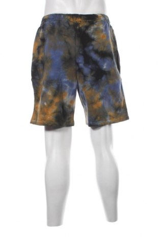 Мъжки къс панталон Hype, Размер XL, Цвят Многоцветен, Цена 58,00 лв.