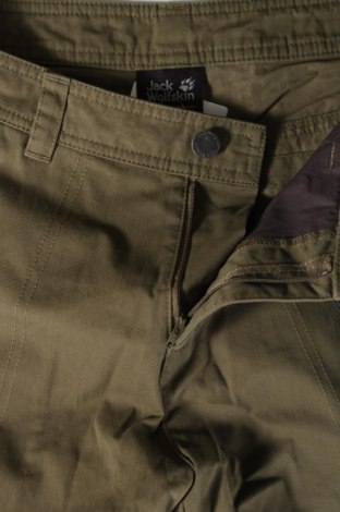 Ανδρικό κοντό παντελόνι Jack Wolfskin, Μέγεθος M, Χρώμα Πράσινο, Τιμή 26,01 €