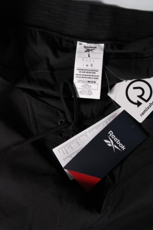 Pantaloni scurți de bărbați Reebok, Mărime L, Culoare Negru, Preț 236,84 Lei