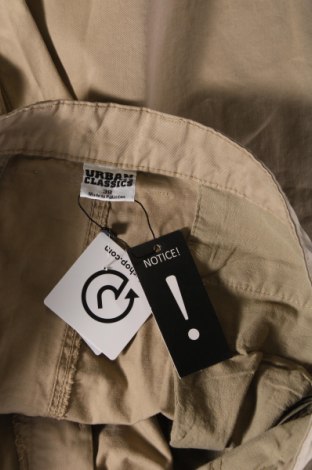 Мъжки къс панталон Urban Classics, Размер XL, Цвят Бежов, Цена 54,00 лв.
