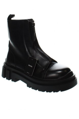 Ανδρικά παπούτσια Bershka, Μέγεθος 43, Χρώμα Μαύρο, Τιμή 31,96 €
