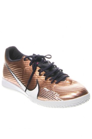 Мъжки обувки Nike, Размер 42, Цвят Златист, Цена 161,00 лв.
