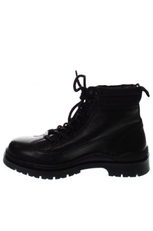 Мъжки обувки Pepe Jeans, Размер 42, Цвят Черен, Цена 173,01 лв.