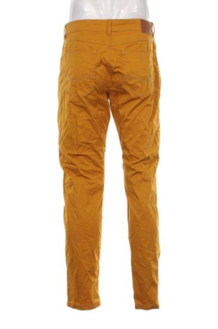 Ανδρικό παντελόνι Christian Berg, Μέγεθος M, Χρώμα Κίτρινο, Τιμή 5,92 €