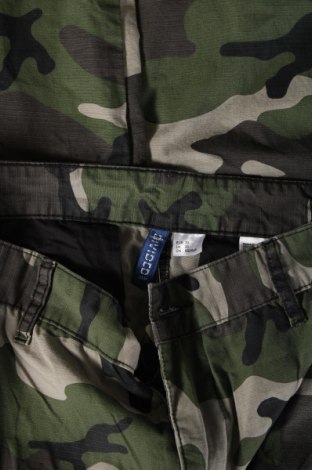 Pánské kalhoty  H&M Divided, Velikost L, Barva Vícebarevné, Cena  462,00 Kč