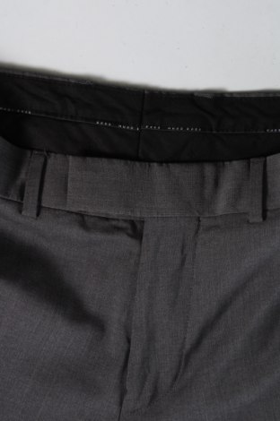 Pantaloni de bărbați Hugo Boss, Mărime S, Culoare Gri, Preț 63,78 Lei