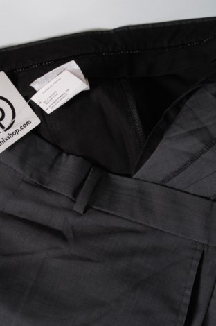 Pantaloni de bărbați Hugo Boss, Mărime L, Culoare Gri, Preț 249,68 Lei