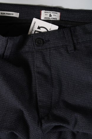 Pantaloni de bărbați Jack & Jones, Mărime M, Culoare Albastru, Preț 25,51 Lei