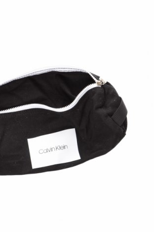 Kozmetická taška  Calvin Klein, Farba Čierna, Cena  12,79 €