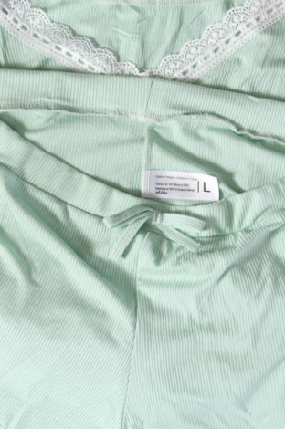 Pyjama, Größe L, Farbe Grün, Preis 25,26 €