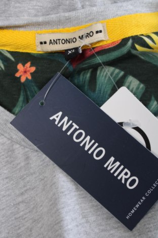 Pyžamo  Antonio Miro, Velikost XL, Barva Vícebarevné, Cena  1 580,00 Kč