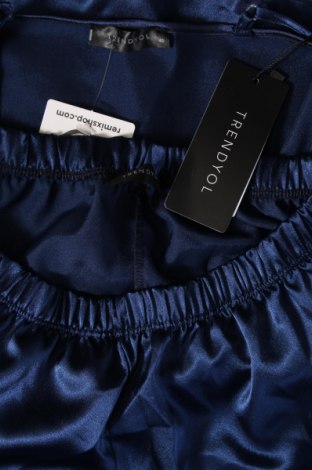 Pyjama Trendyol, Größe M, Farbe Blau, Preis 20,07 €