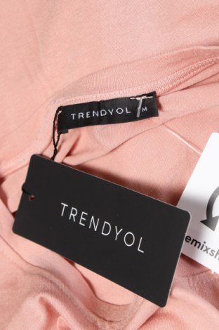 Пижама Trendyol, Размер M, Цвят Розов, Цена 31,74 лв.